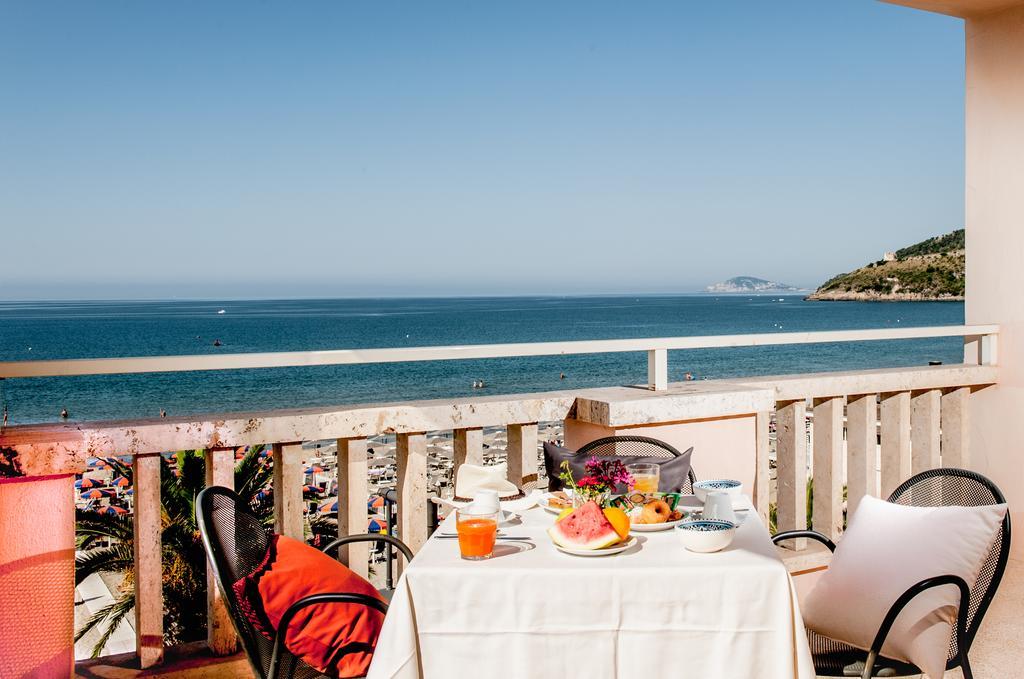 Hotel Villa Eleonora Scauri  Εξωτερικό φωτογραφία