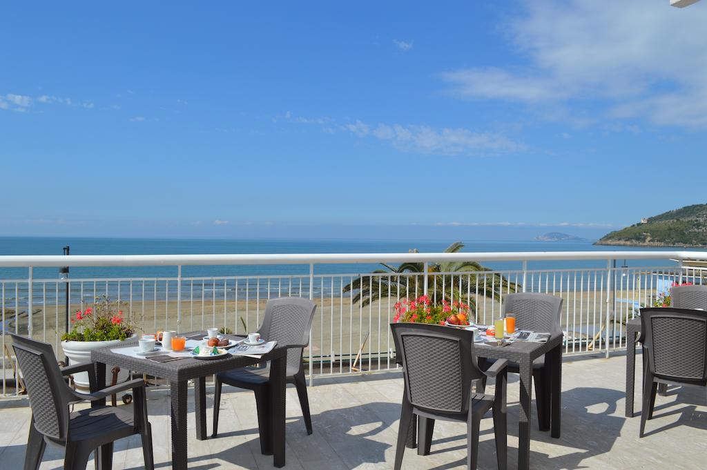 Hotel Villa Eleonora Scauri  Εξωτερικό φωτογραφία